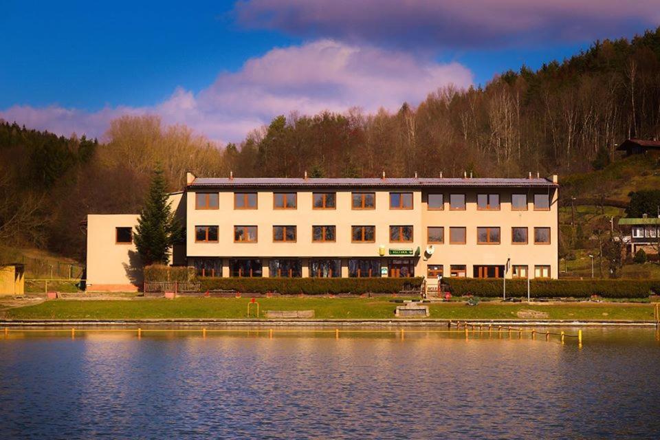 Vlci Dul Bludov Hotel Bludov  Exterior photo